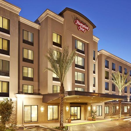 Hampton Inn San Diego Mission Valley Exterior photo