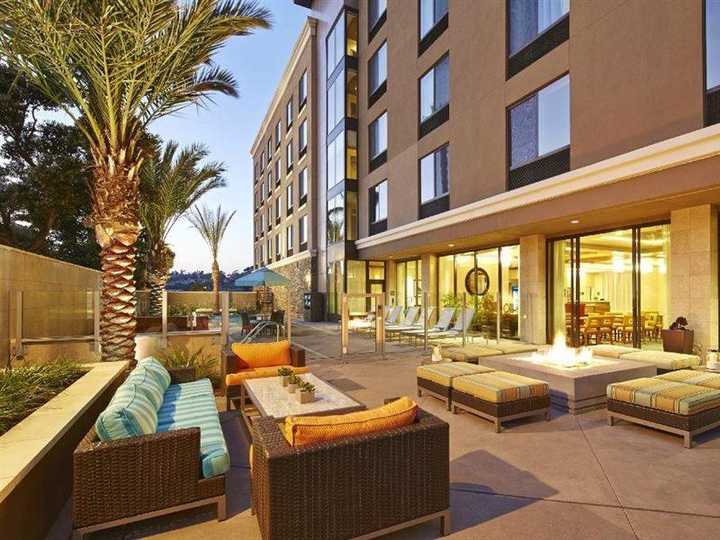 Hampton Inn San Diego Mission Valley Exterior photo